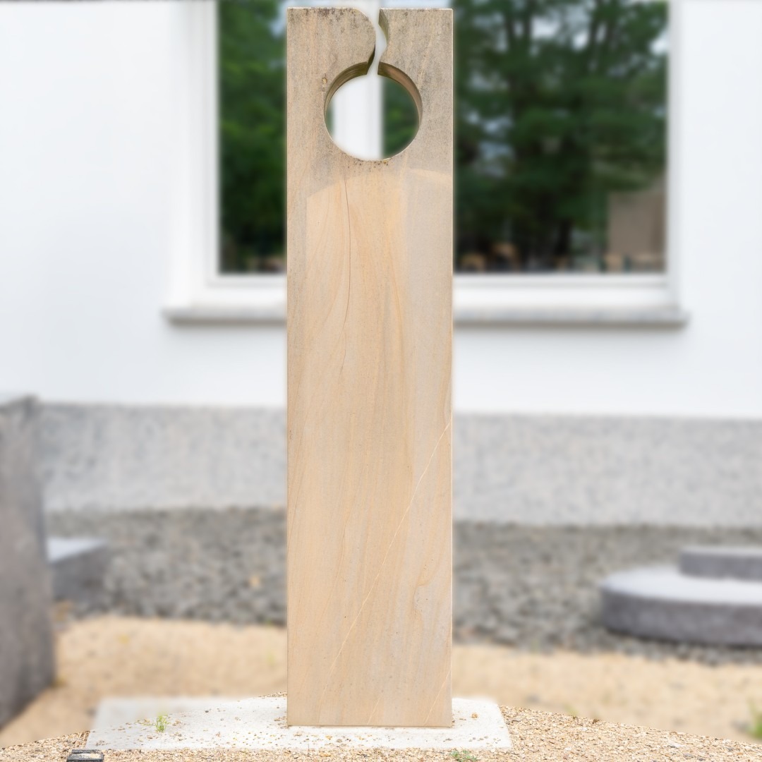 Grabstein NR272